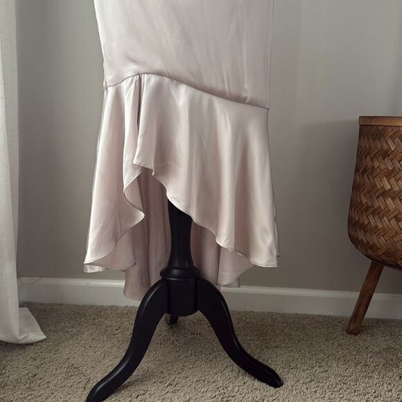 Chi Chi London Satin Evening Dress 'Varsha' in Pale Neutral Champagne - Picture 4 of 14